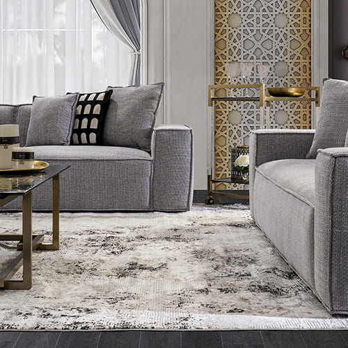 Decorative vase with flowers